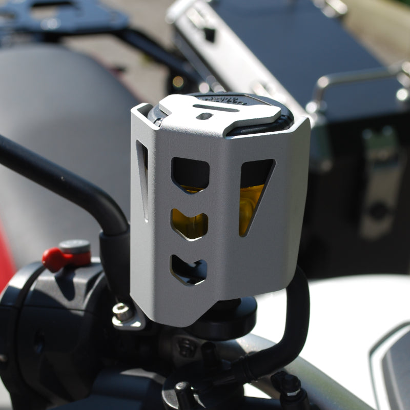Bremsflüssigkeitsbehälter Schutz vorne - BMW bis 2012 - MyTech