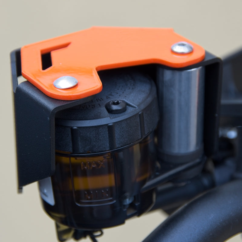 Bremsflüssigkeitsbehälter Schutz vorne - MyTech